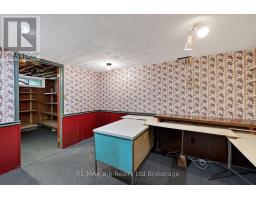 19 SPRUCE ROAD - 30