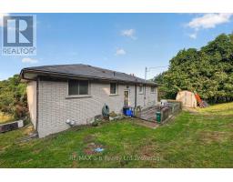 19 SPRUCE ROAD - 6