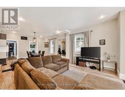 257 HUNTER STREET - 6