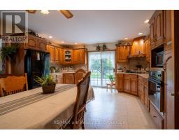 385522 59 HIGHWAY - 12
