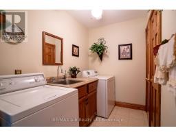385522 59 HIGHWAY - 18