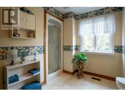 385522 59 HIGHWAY - 27