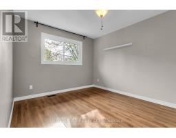 21 PEGGY AVENUE - 13