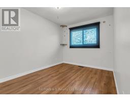 21 PEGGY AVENUE - 14