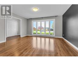 21 PEGGY AVENUE - 9