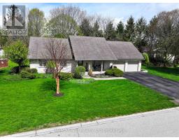 4 OTTERVIEW DRIVE - 1