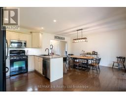 4 OTTERVIEW DRIVE - 17