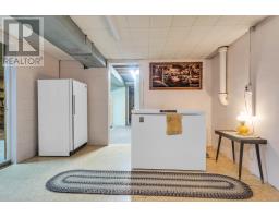 88 POTTERS ROAD - 18