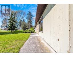 88 POTTERS ROAD - 27