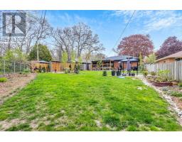 9 STRATHCONA DRIVE - 16