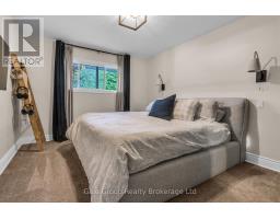 9 STRATHCONA DRIVE - 8