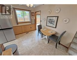 324 MACDONALD DRIVE - 17