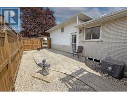 324 MACDONALD DRIVE - 34