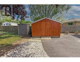324 MACDONALD DRIVE - 42