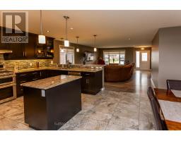 86 WALKER ROAD - 13