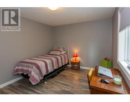 86 WALKER ROAD - 21