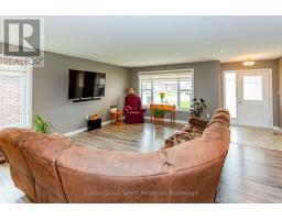 86 WALKER ROAD - 8