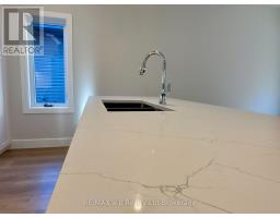 41 CASH CRESCENT - 5