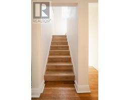 758 WILTON CRESCENT - 17