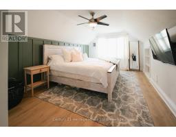 758 WILTON CRESCENT - 22