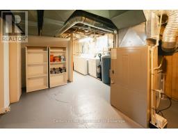 758 WILTON CRESCENT - 31