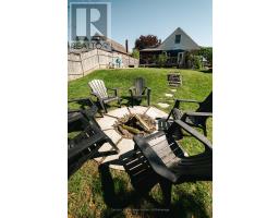 758 WILTON CRESCENT - 35