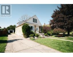 758 WILTON CRESCENT - 5