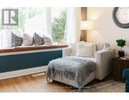 758 WILTON CRESCENT - 7