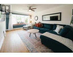758 WILTON CRESCENT - 8