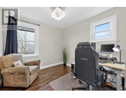 105 KING STREET E - 16