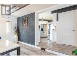 183 BYRON STREET - 25