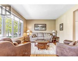 49 BRIAR DRIVE - 12