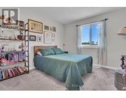 18 CANARY STREET - 24