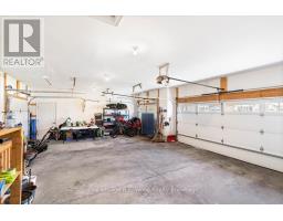 56 WINTERGREEN CRESCENT - 22