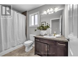712 BLACKACRES BOULEVARD - 18