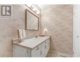 54 - 19 HANLON PLACE - 15