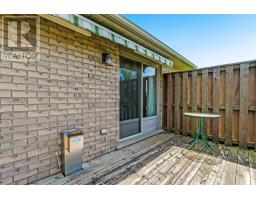 54 - 19 HANLON PLACE - 28