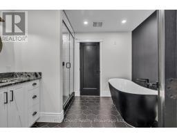 10 KNOWLES DRIVE - 4