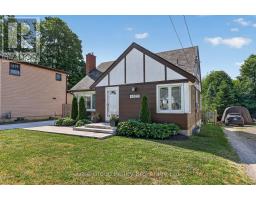 4021 CATHERINE STREET E - 3
