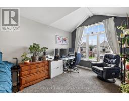 1180 CAEN AVENUE - 22