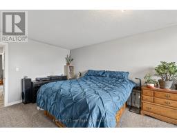 1180 CAEN AVENUE - 23