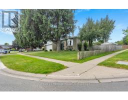 233 DIEFENBAKER DRIVE - 3