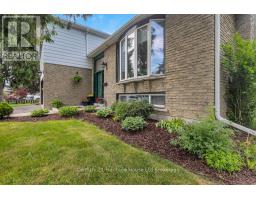 233 DIEFENBAKER DRIVE - 4