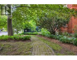 105 VANSITTART AVENUE - 12