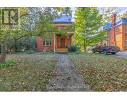 105 VANSITTART AVENUE - 13