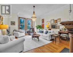 105 VANSITTART AVENUE - 22