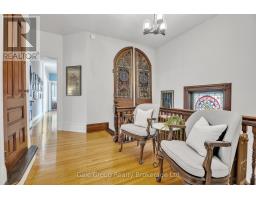 105 VANSITTART AVENUE - 31