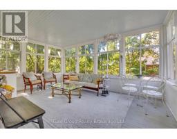 105 VANSITTART AVENUE - 39