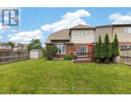762 FRONTENAC CRESCENT - 32