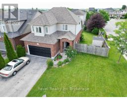 762 FRONTENAC CRESCENT - 4